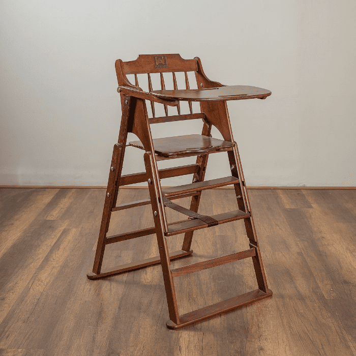 Baby dining chair
